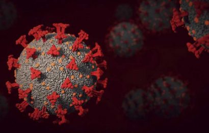 Daily virus cases in Russia double as omicron spreads