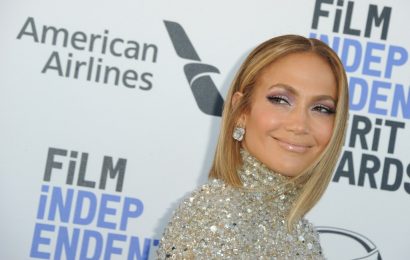 Jennifer Lopez Reveals 'Mindful' New Year's Resolutions: 'To Be the Best Mother I Can Be'