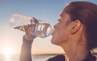 Does drinking water help you lose weight?