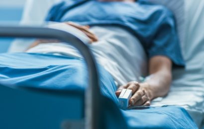 Are hospitalizations with infection associated with dementia incidence?