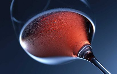 Why alcohol and menopause can be a dangerous mix