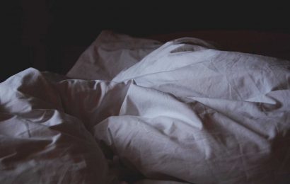 Adults with a regular, healthy sleep schedule have a lower risk of death