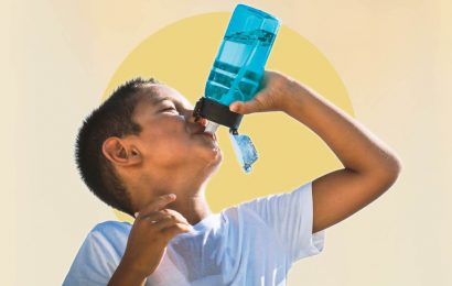 Im a Pediatrician and a Mom — This Is What You Should Know About Keeping Your Kids Hydrated in the Summer