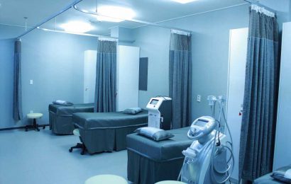 Researchers: Mixed-gender hospital rooms are on the rise in New Zealand, but the practice is unsafe and unethical